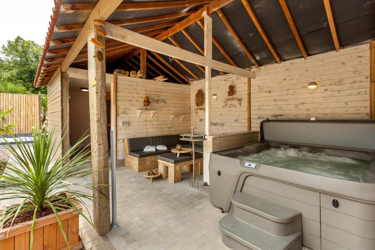 Een Prachtige En Luxueuze Vakantiewoning Dat Is Hof Leskensdaele Geraardsbergen Exterior foto